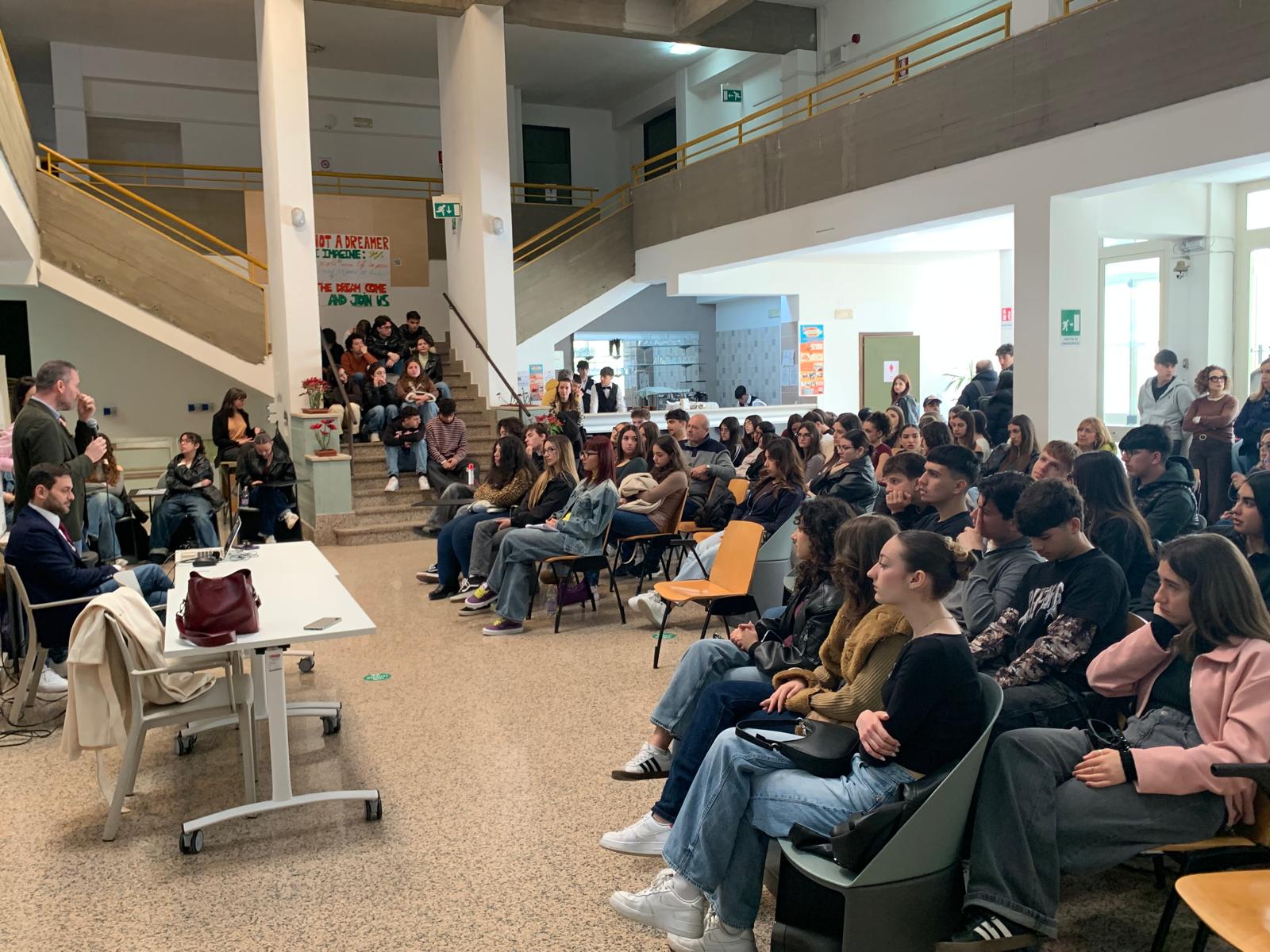 Incontro con l’INPS: educazione previdenziale per gli studenti